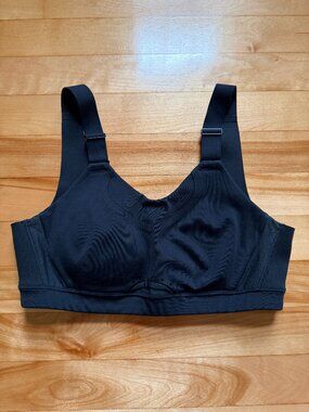 Nike DriFit sports bra, S, black